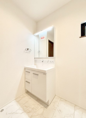 ���ʑ�E���ʏ� �������Ƒ��݂�Ȃ��g���₷���z�u�ł�