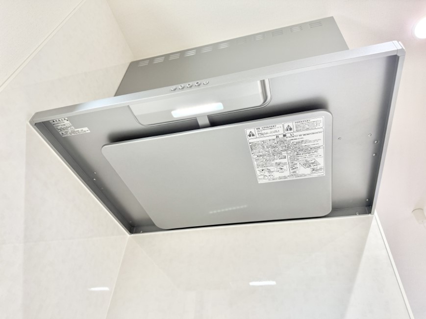 ���̑����� �ݔ����t�[�h�ɕ����Ă���ׁA���������C��ɗU������A�����I�ɔr�����ł��܂�