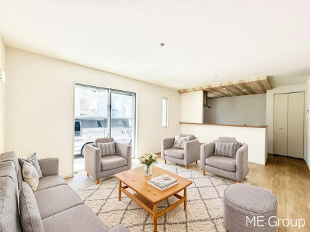 rO 肰ȂfUCZX悭oƋCGł