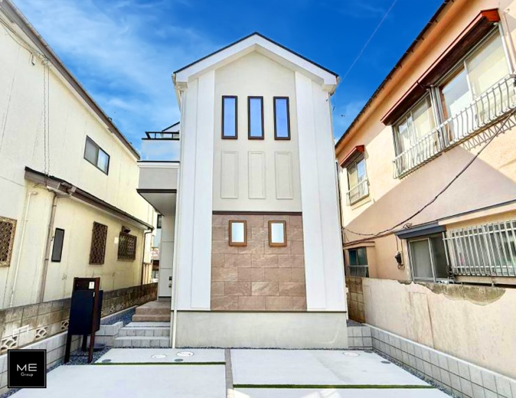 nOώʐ^ OρV炵n܂ꏊŁAƑJ[߂