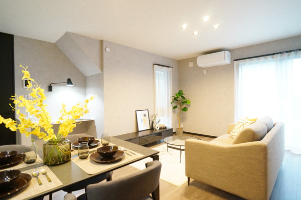 rO VvґA؂ȐlƉ߂Sقǂ