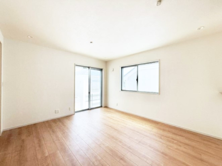 rO 났ƏΊ炪W܂AS܂郊rO