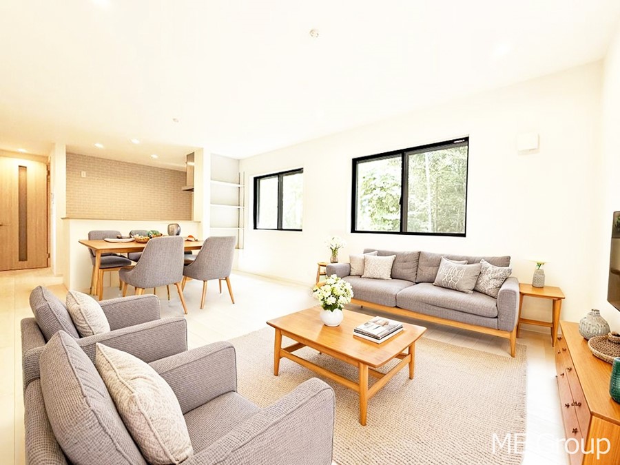 rO 肰ȂfUCZX悭oƋCGł