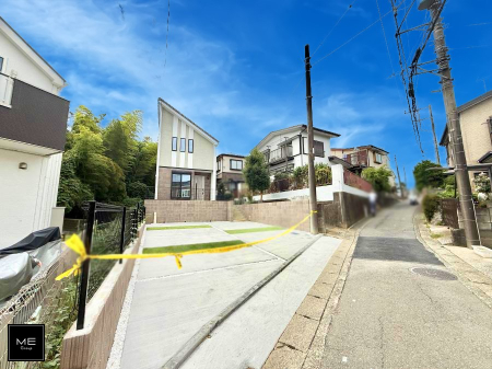 nOώʐ^ OρV炵n܂ꏊŁAƑJ[߂