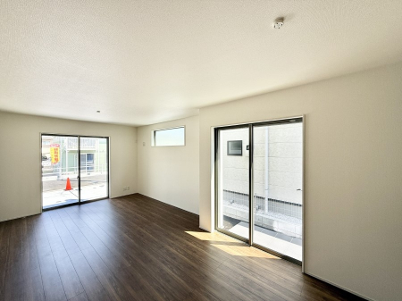 rO 났ƏΊ炪W܂AS܂郊rO