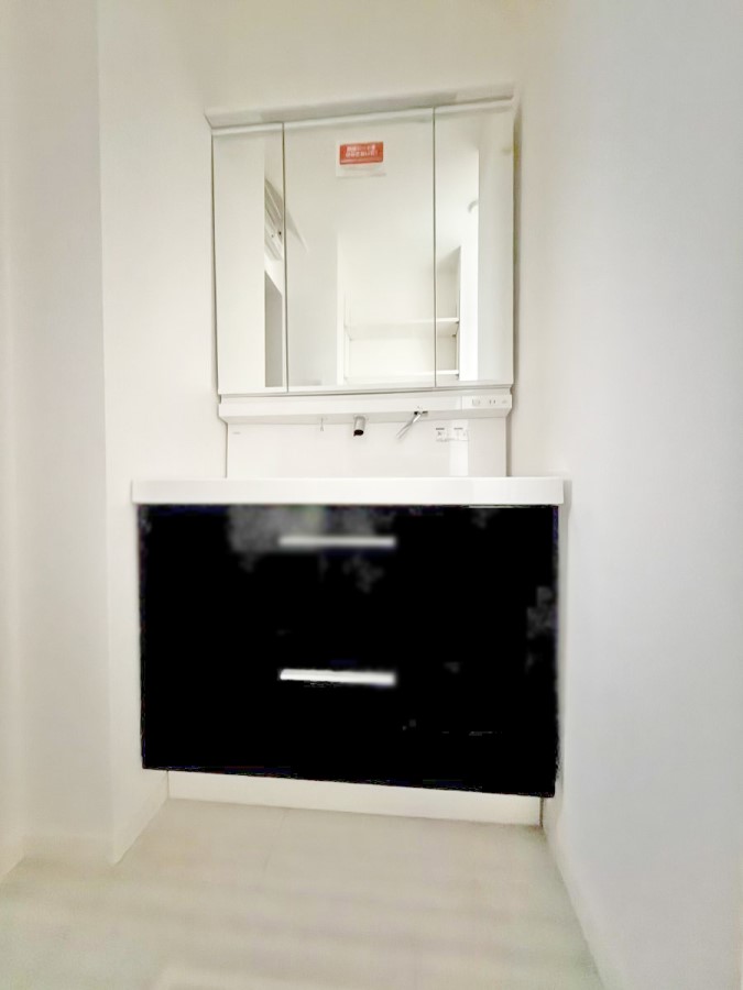 ʑEʏ Ƒ݂Ȃg₷zuł