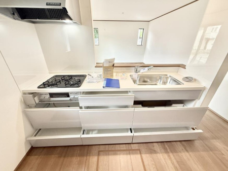 �L�b�`�� �����������������Ɗy�����Ȃ�A���K�ȃL�b�`�����