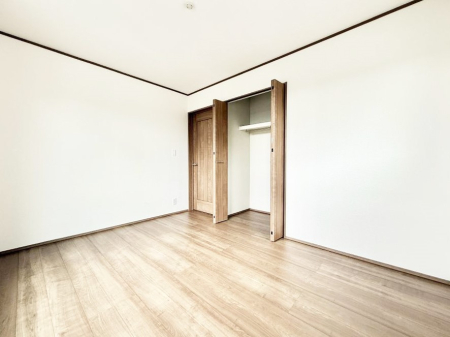 �Q�� ���������̔z�u��ʋC���̗ǂ��݌v�ŕ����̋�C�������炸�A��ɐV�N�ȋ�C������܂�