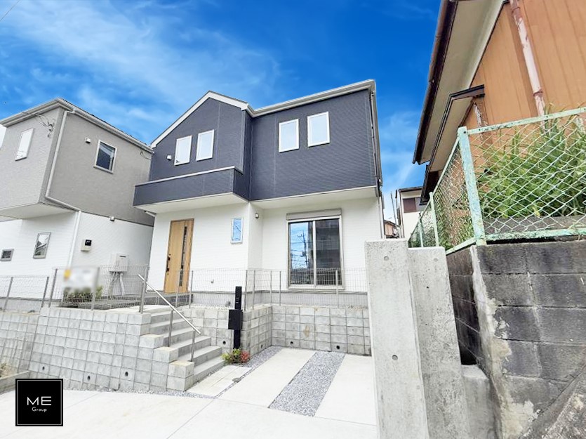 nOώʐ^ OρV炵n܂ꏊŁAƑJ[߂