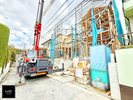 nOώʐ^ OρV炵n܂ꏊŁAƑJ[߂