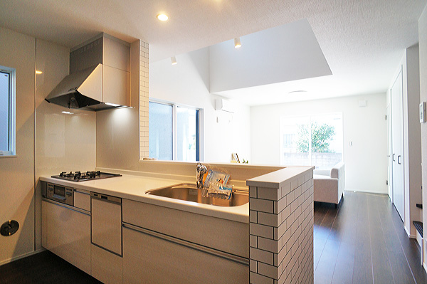 �L�b�`�� �������������y�����Ȃ�A�@�\�I�Ő������ꂽ���