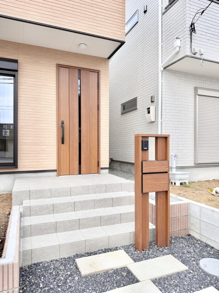 ���� �O�ρ� �V���v���Ŕ������A�Z�܂��̑���ۂ��ʂ錺�ւł�