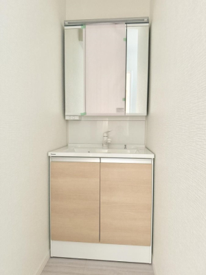 ʑEʏ 邢ʏ͖̎yłႢł