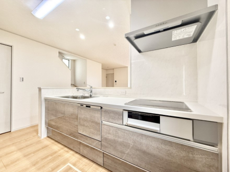 �L�b�`�� �������V���v���Ŕ������S�n�悢���Ԃ𐶂ރL�b�`�����