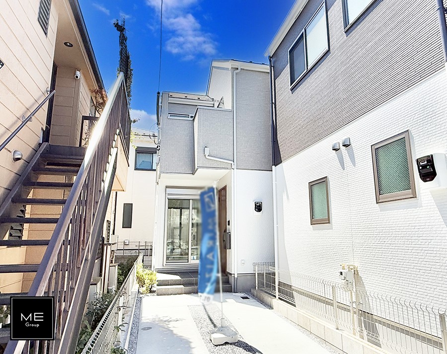 nOώʐ^ OρV炵n܂ꏊŁAƑJ[߂