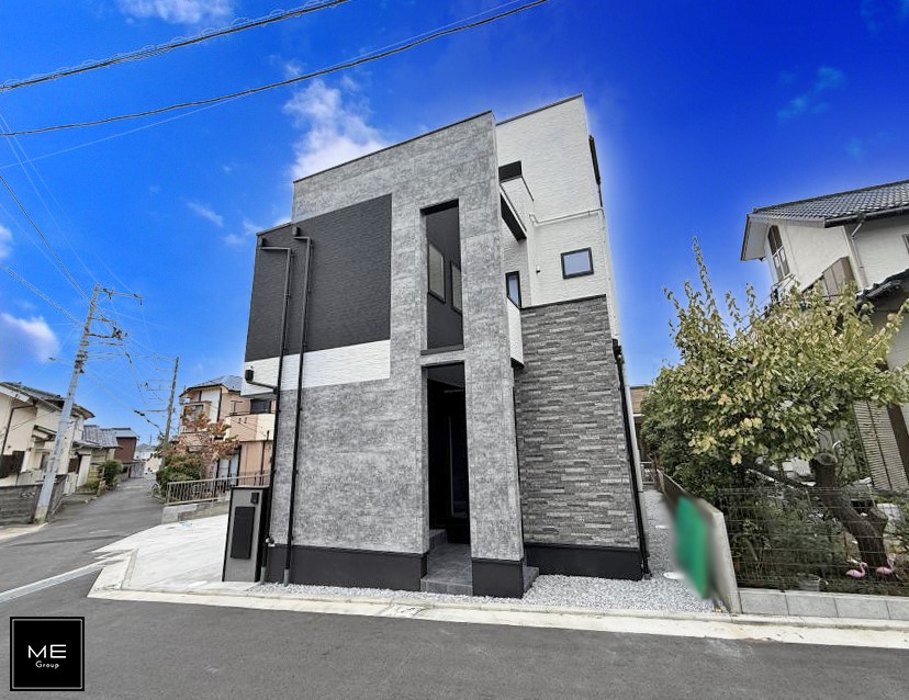 nOώʐ^ OρV炵n܂ꏊŁAƑJ[߂