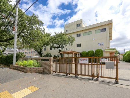 ���ӊ� ���w�Z 1000m ���͌��s���΂��u���w�Z