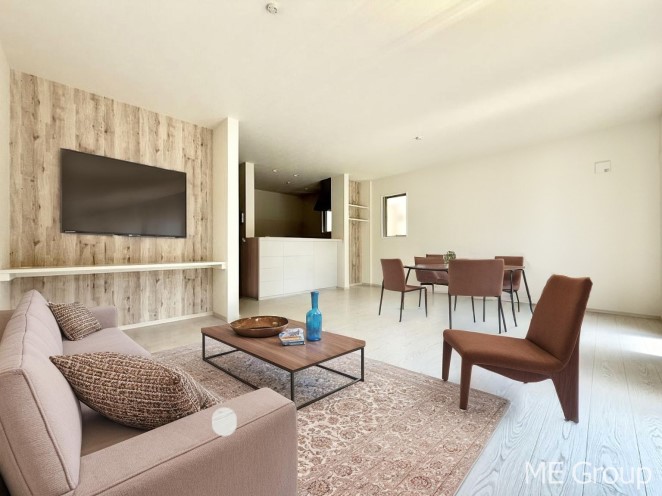 rO 肰ȂfUCZX悭oƋCGł