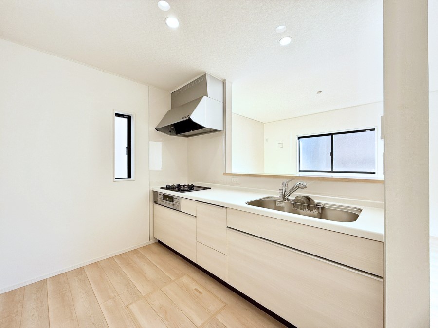 �L�b�`�� ���������y���݂ƐH�ׂ�K����͂���L�b�`��