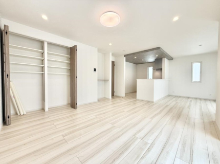 rO Cɓ̏ꏊŁÂтƂԂ