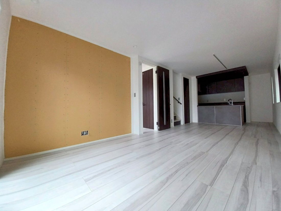 rO 났ƏΊ炪W܂AS܂郊rO