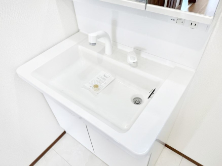 ̑ ݔ􂢂􂤎KɎg֗ȃV[