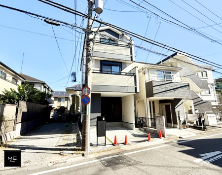 nOώʐ^ OρV炵n܂ꏊŁAƑJ[߂