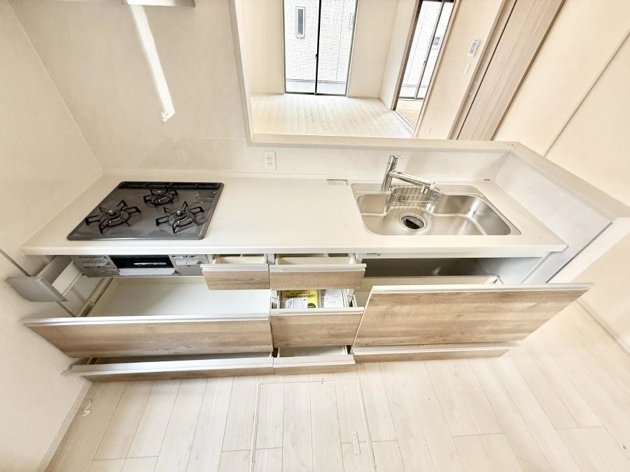 �L�b�`�� �����������������Ɗy�����Ȃ�A���K�ȃL�b�`�����