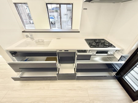 �L�b�`�� �������Ƒ����J��[�߂�A������̂���L�b�`��