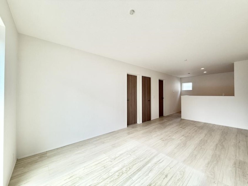 rO 났ƏΊ炪W܂AS܂郊rO