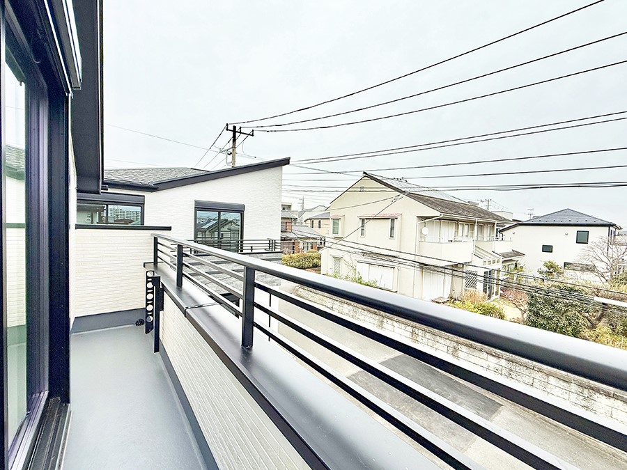 �o���R�j�[ ������ ���R��g�߂Ɋ�����A�J���I�ȃo���R�j�[