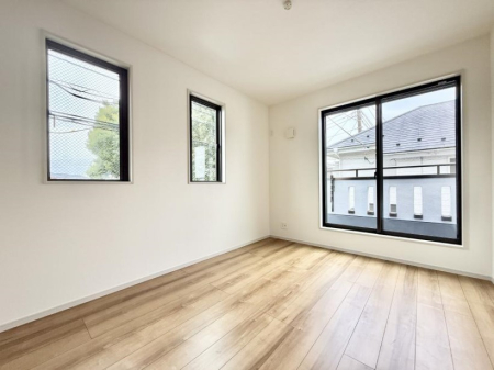 �Q�� ���������̔z�u��ʋC���̗ǂ��݌v�ŕ����̋�C�������炸�A��ɐV�N�ȋ�C������܂�