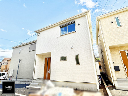 nOώʐ^ OρV炵n܂ꏊŁAƑJ[߂