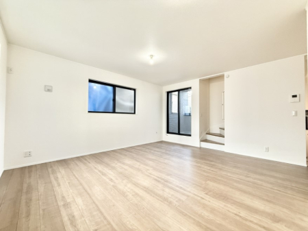 rO 났ƏΊ炪W܂AS܂郊rO