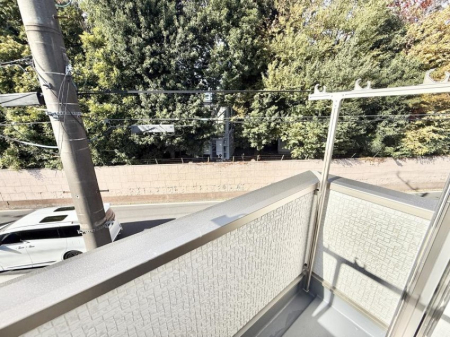 �o���R�j�[ ������ �G�߂̈ڂ낢����������J���I�ȋ�Ԃł�