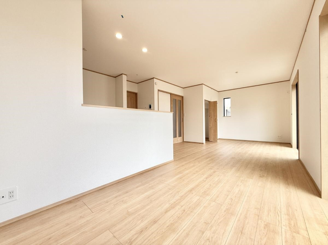 ���r���O ���������R�Ɖ�b�����܂��A�S�n�悢�ЂƂƂ�