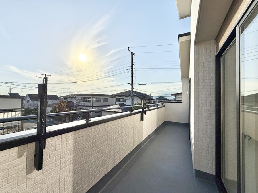 �o���R�j�[ ������ �G�߂̈ڂ낢����������J���I�ȋ�Ԃł�