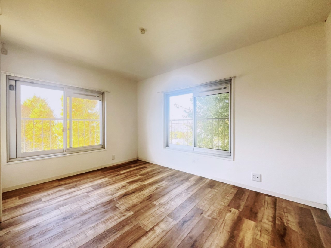 ̑ xbhuĂ]T̍LB̐SnԂfUCB