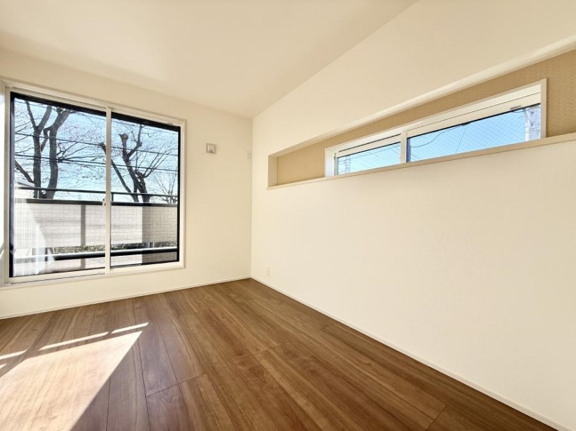 �q������ �������v���C�x�[�g��ԂƂ��ĐÂ��ŗ�������������񋟂��Ă���܂�