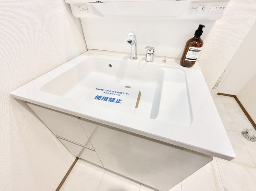 ̑ ݔ􂢂􂤎KɎg֗ȃV[