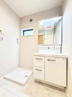 ���ʑ�E���ʏ� �������Ƒ��݂�Ȃ��g���₷���z�u�ł�