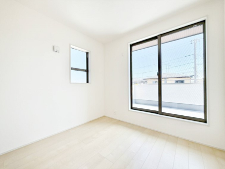 �q������ �������v���C�x�[�g��ԂƂ��ĐÂ��ŗ�������������񋟂��Ă���܂�