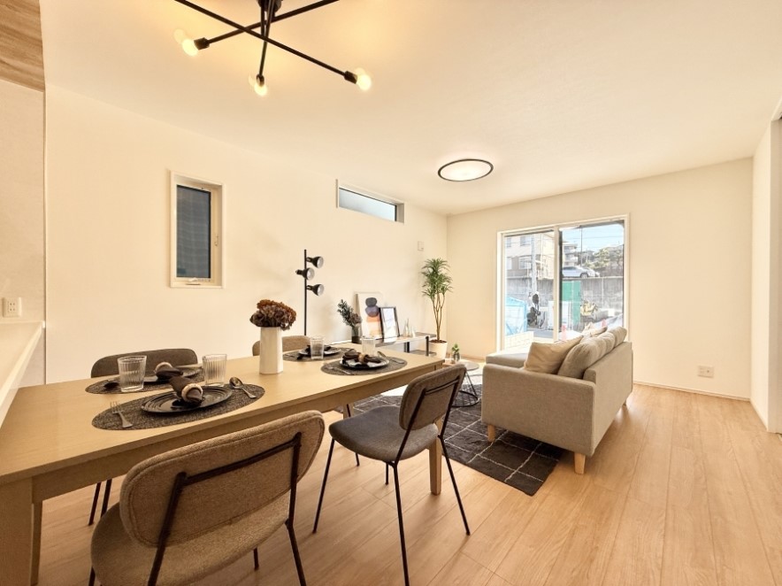 ���r���O ���������ƕ���������A�����b�N�X�ł�����