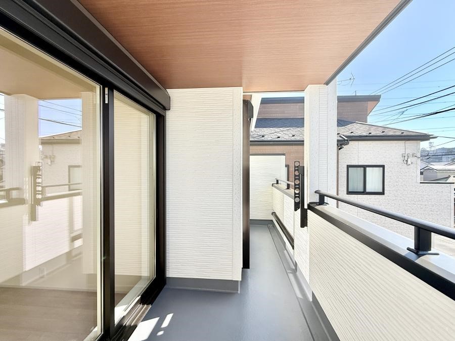 �o���R�j�[ ����