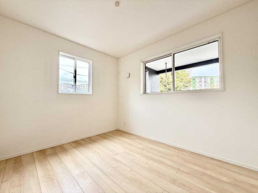 �q������ �������v���C�x�[�g��ԂƂ��ĐÂ��ŗ�������������񋟂��Ă���܂�