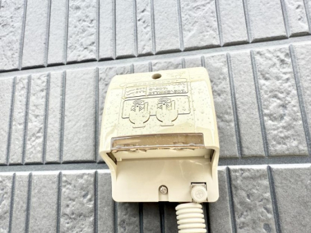 ���̑����� �ݔ������O�ɓd���R���Z���g������΁A�������@�ő���O�ǂ�|������ȂǕ֗��ł��B