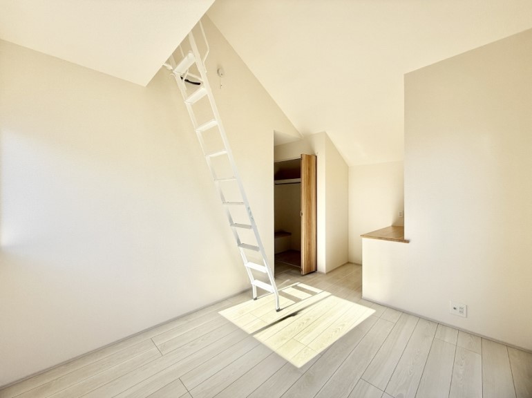 �Q�� ���������̔z�u��ʋC���̗ǂ��݌v�ŕ����̋�C�������炸�A��ɐV�N�ȋ�C������܂�