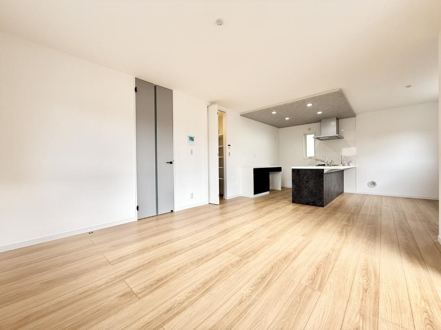 ���r���O ���������ƕ���������A�����b�N�X�ł�����