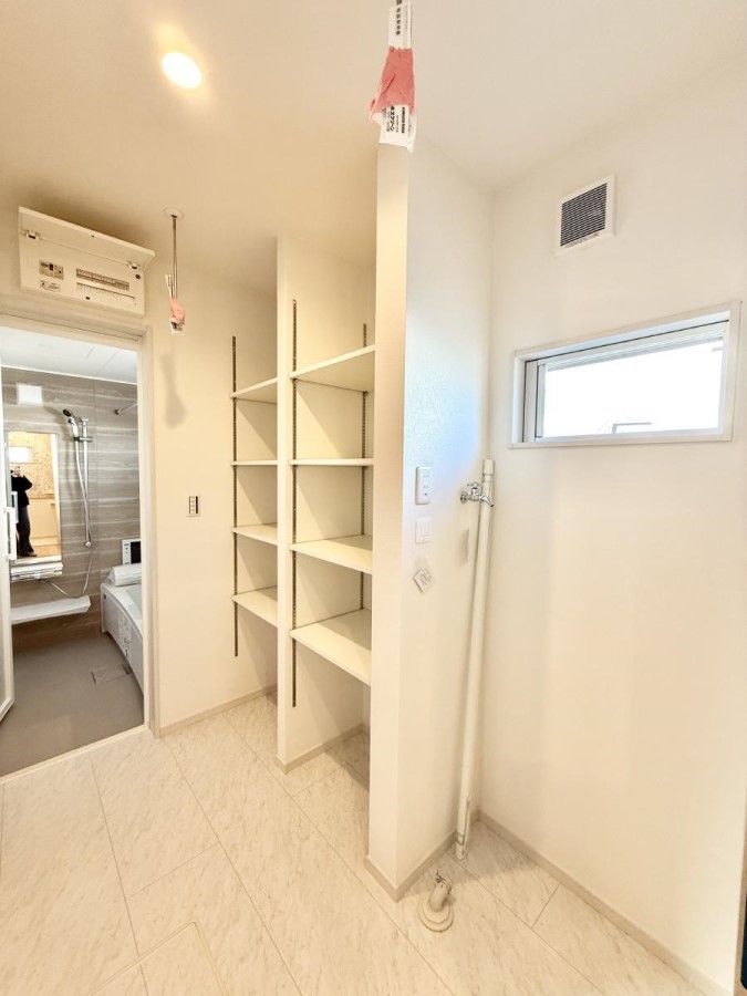 ���[ ����