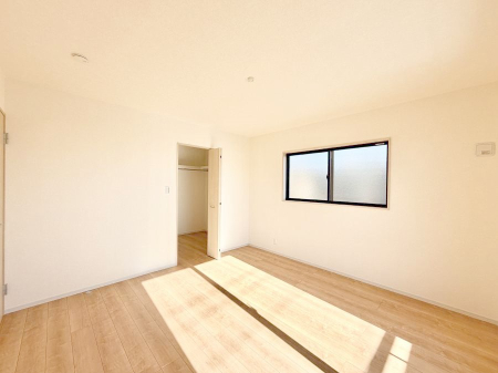 �Q�� ���������̔z�u��ʋC���̗ǂ��݌v�ŕ����̋�C�������炸�A��ɐV�N�ȋ�C������܂�